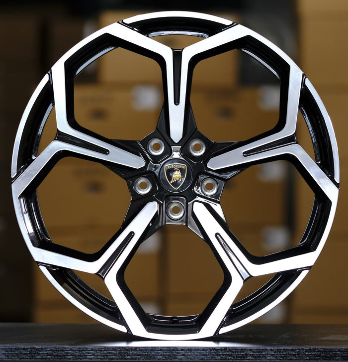 22" Lamborghini Black Machined Face Wheel