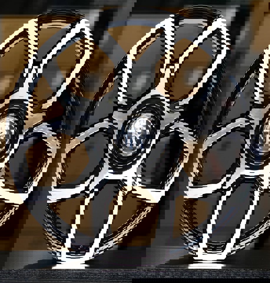 22 INCH ROLLS ROYCE GHOST CULLINAN PHANTOM FORGED BLACK BADGE WHEELS