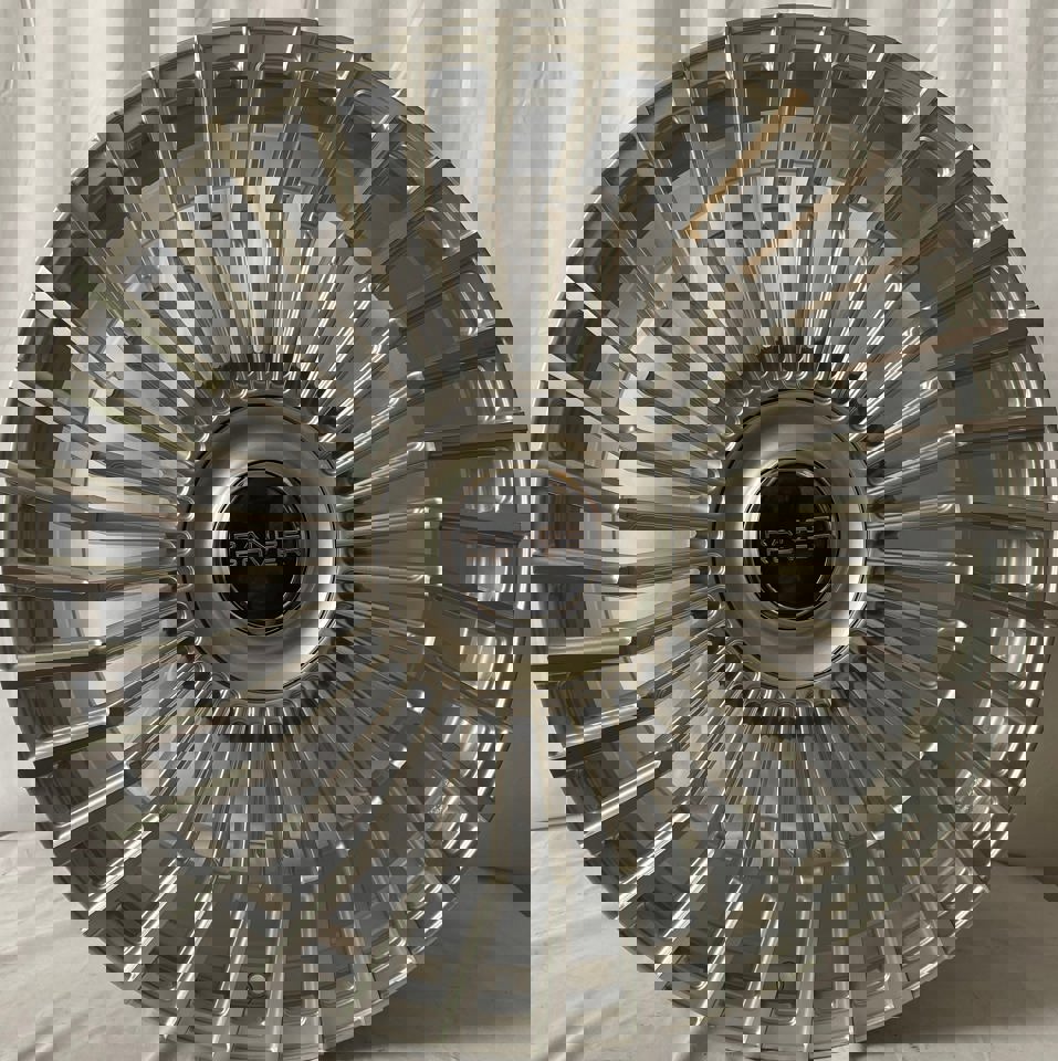 24 Inch NEW 2023+ RANGE ROVER FITMENT